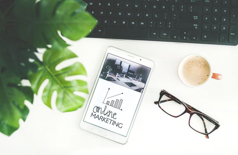 Entering the Field of Digital Marketing: Career Pathways and Certifications